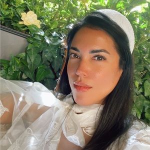 Meet your Posher, Liz Isabelle